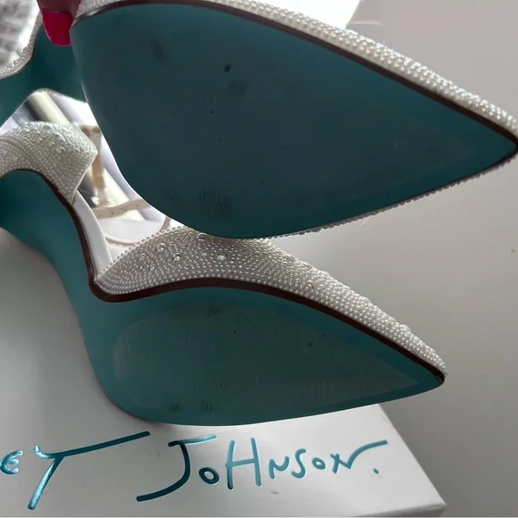 Betsey Johnson Ramsy Pearl Heel - Picture 8 of 8
